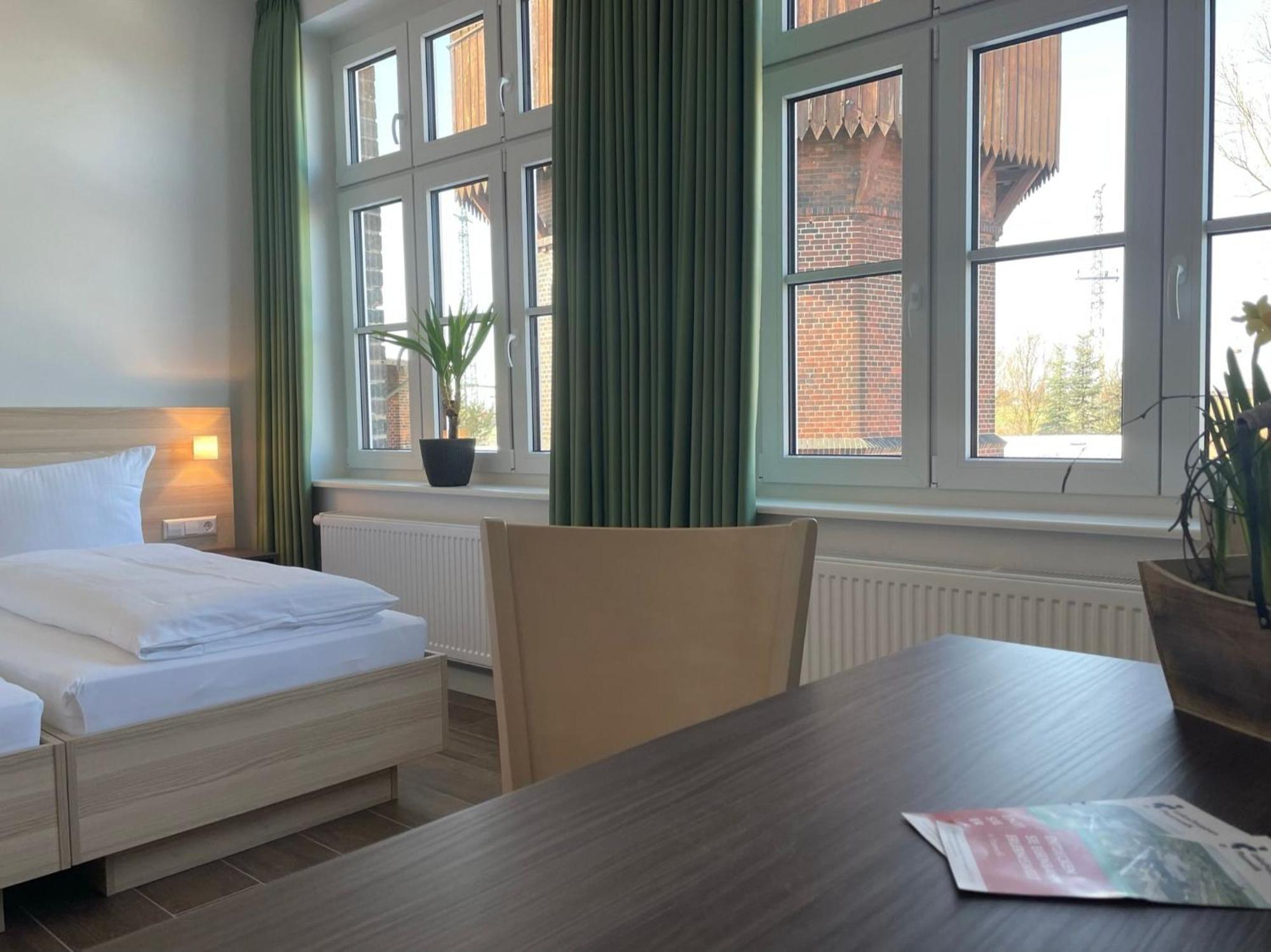 Lokschuppen Pasewalk- Gaestehaus Lokschuppen Kültér fotó